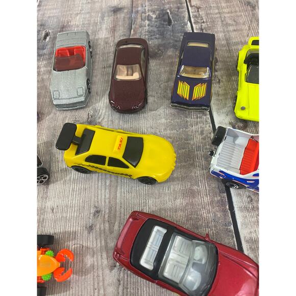 Lot of 14 Vintage Hot Wheels and Other Brands of Diecast Cars See Photos - Picture 5 of 10
